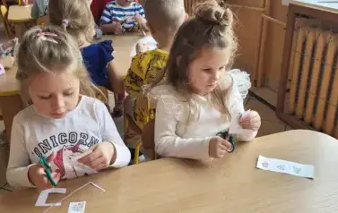1000064585
