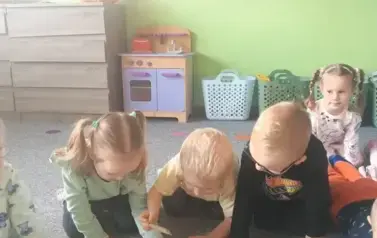 1000018992