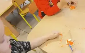1000018743