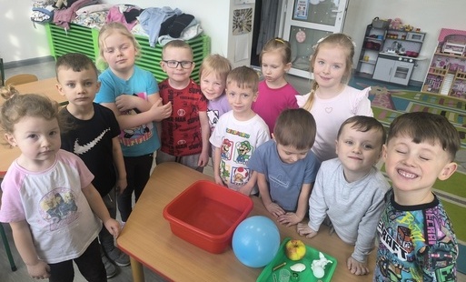 Zdjęcie do Co pływa, co tonie?- Smerfy